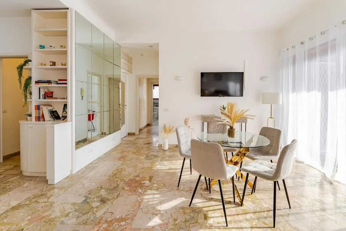 90Mq Luxe Apartment Vatican Wifi Ac Metro Rome 0*,  Italy