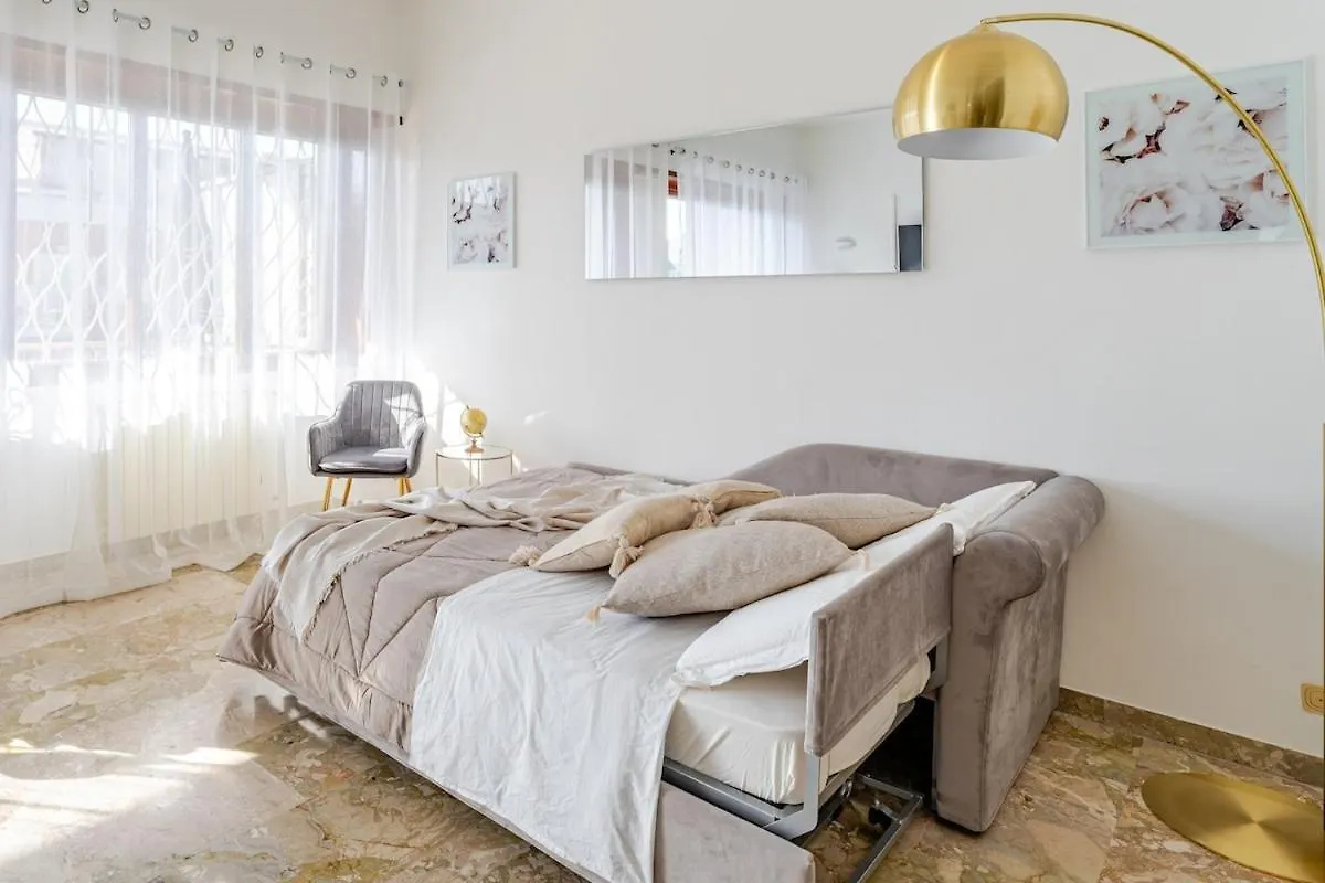 90Mq Luxe Apartment Vatican Wifi Ac Metro Rome Italy