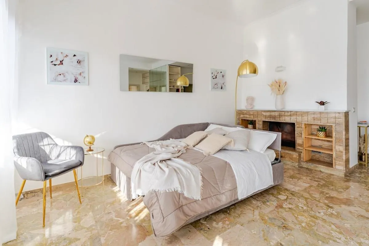 90Mq Luxe Apartment Vatican Wifi Ac Metro Rome 0*,  Italy
